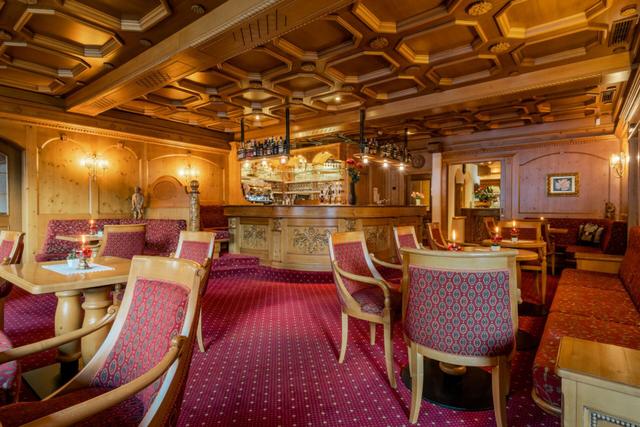 Hotel Cesa Tyrol