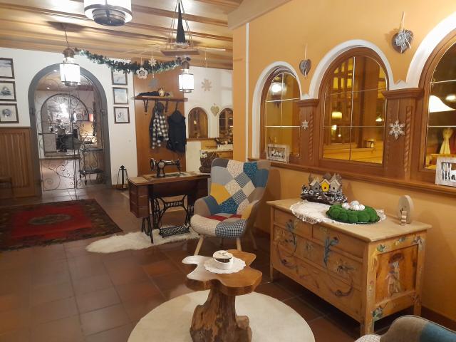 Hotel Azola