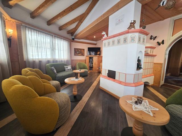 Hotel Azola