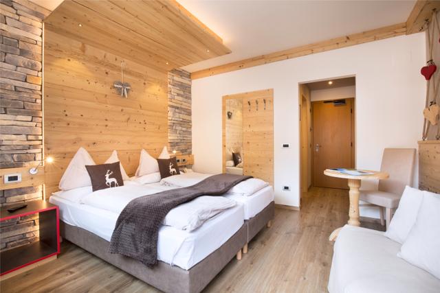 Hotel Azola