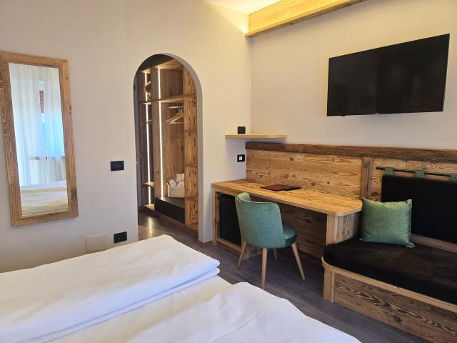 Hotel Azola