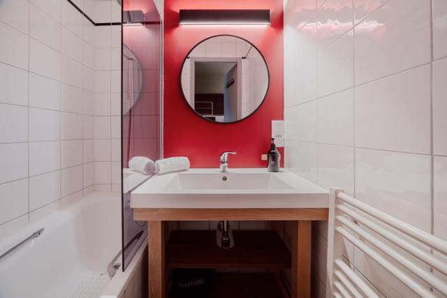 Alpeen Hotel